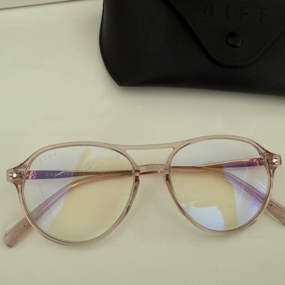 Diff brand Pink Eyewear
